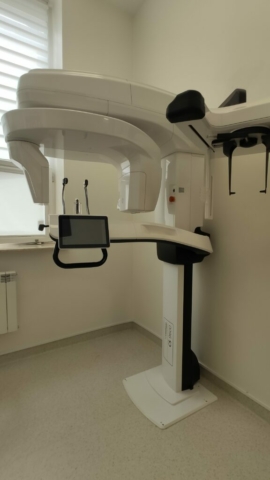 Tomograf CS 9600, pantomogram i zdjęcia cefalometryczne dla orotodoncji